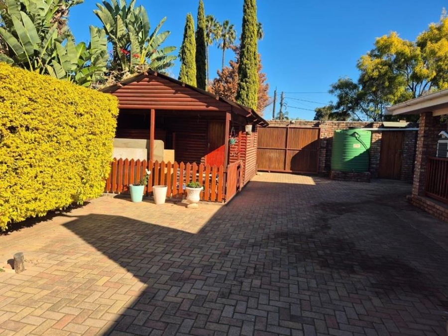 3 Bedroom Property for Sale in Kirkwood Eastern Cape